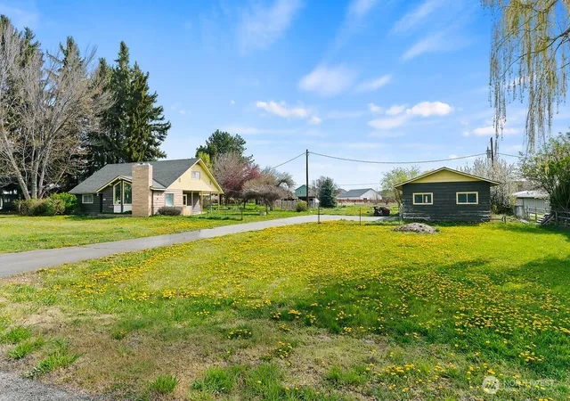 Photo 3 of Single family home for sale at 2512 Hannah Rd, Ellensburg, WA 98926 | MLS# NWM2510543 | Listing updated on 2026-09-21