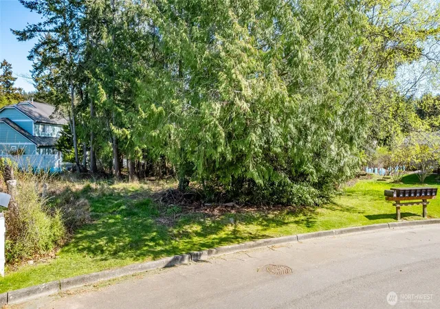 Photo 3 of Land for sale at 1815 Ohio Ave, Anacortes, WA 98221 | MLS# NWM2510598 | Listing updated on 2026-09-21