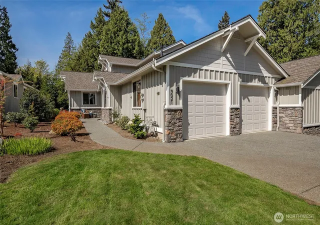 Photo 2 of Condo for sale at 9021 Gleneagle Dr #17, Blaine, WA 98230 | MLS# NWM2510611 | Listing updated on 2026-09-30