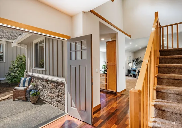 Photo 3 of Condo for sale at 9021 Gleneagle Dr #17, Blaine, WA 98230 | MLS# NWM2510611 | Listing updated on 2026-09-30