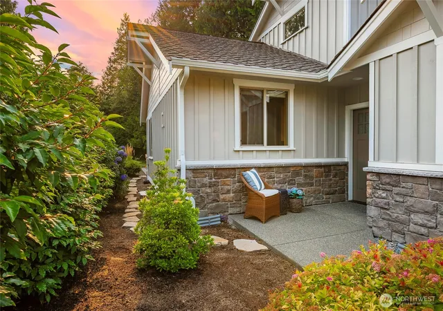 Photo 3 of Condo for sale at 9021 Gleneagle Dr #17, Blaine, WA 98230 | MLS# NWM2510611 | Listing updated on 2026-09-30