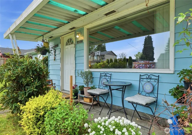 Photo 3 of Single family home for sale at 5802 108th Avenue Ct E, Puyallup, WA 98372 | MLS# NWM2510619 | Listing updated on 2026-09-21