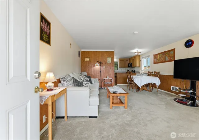 Photo 4 of Single family home for sale at 5802 108th Avenue Ct E, Puyallup, WA 98372 | MLS# NWM2510619 | Listing updated on 2026-09-21