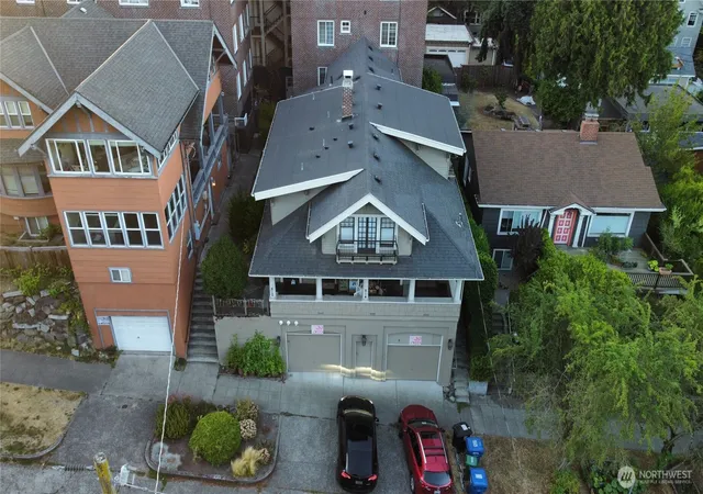 Photo 1 of Sale Pending at 812 E Gwinn Pl, Seattle, WA 98102 | MLS# NWM2510674 | Listing updated on 2026-08-11