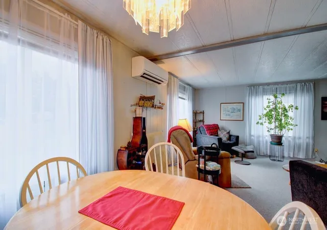 Photo 4 of Manufactured home for sale at 920 Maple Ln #3, Sedro Woolley, WA 98284 | MLS# NWM2510702 | Listing updated on 2026-09-21