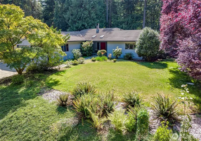 Photo 1 of Single family home for sale at 20 Shorecrest Ct, Port Townsend, WA 98368 | MLS# NWM2510777 | Listing updated on 2026-09-24
