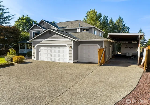 Photo 3 of Single family home for sale at 10705 189th Avenue E, Bonney Lake, WA 98391 | MLS# NWM2510801 | Listing updated on 2026-09-21