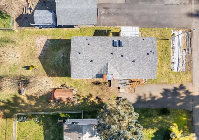 Photo 3 of Manufactured home for sale at 924 Lincoln Ave E #56, Tenino, WA 98589 | MLS# NWM2510915 | Listing updated on 2026-09-25