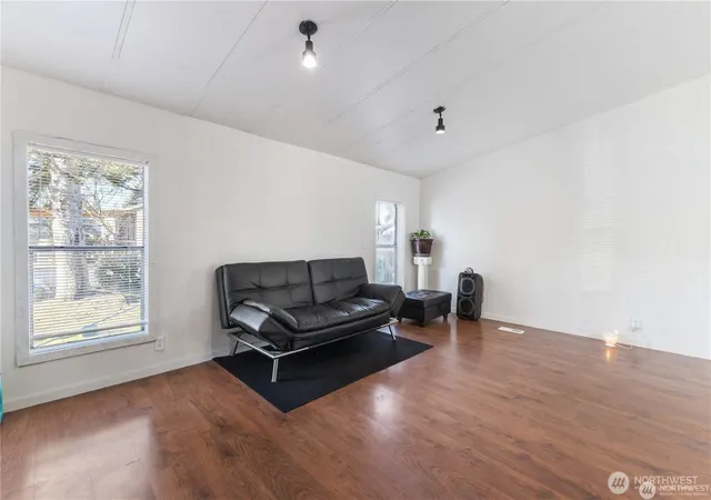 Photo 4 of Manufactured home for sale at 924 Lincoln Ave E #56, Tenino, WA 98589 | MLS# NWM2510915 | Listing updated on 2026-09-25