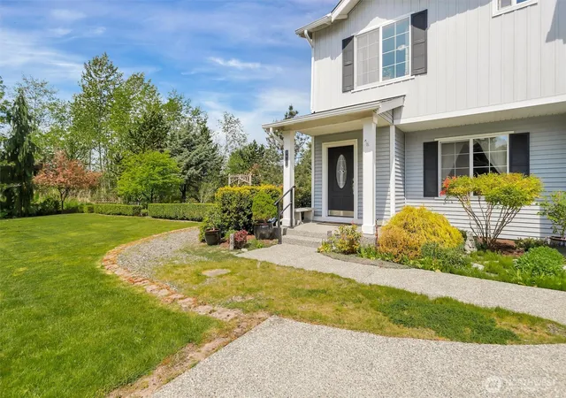 Photo 3 of Single family home for sale at 8611 79th Street NE, Marysville, WA 98270 | MLS# NWM2510945 | Listing updated on 2026-09-23