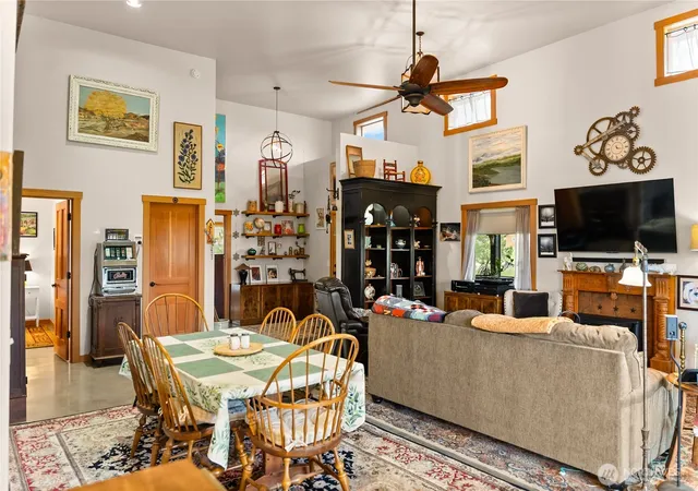 Photo 3 of Single family home for sale at 30 Horizon Dr, Tonasket, WA 98855 | MLS# NWM2510967 | Listing updated on 2026-09-21