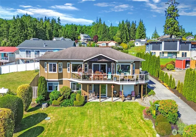 Photo 3 of Sale Pending at 38206 Fawn Rd Ne, Hansville, WA 98340 | MLS# NWM2511003 | Listing updated on 2026-08-22