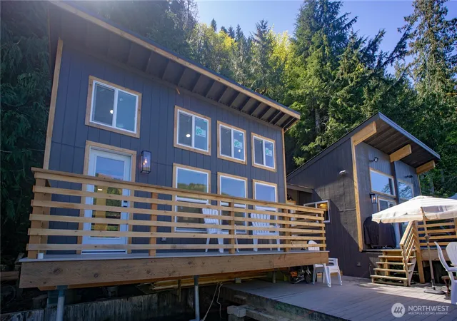 Photo 3 of Single family home for sale at 570 S Shore Rd, Port Angeles, WA 98363 | MLS# NWM2511007 | Listing updated on 2026-09-21