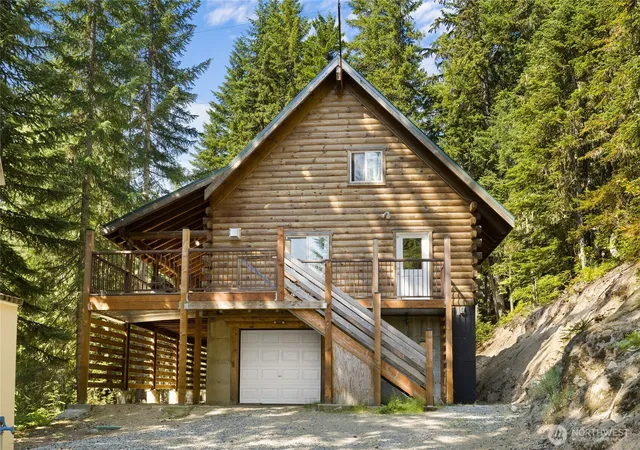 Photo 1 of Single family home for sale at 131 Rr Spurs Rd, Easton, WA 98925 | MLS# NWM2511034 | Listing updated on 2026-09-21