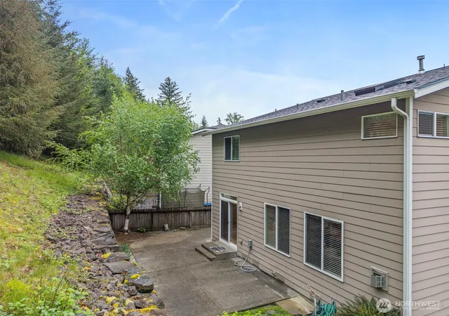 Photo 2 of Single family home for sale at 24931 234th Place Se, Maple Valley, WA 98038 | MLS# NWM2511065 | Listing updated on 2026-09-21
