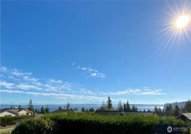 Photo 1 of Sale Pending at 30 Adventurer Ln, Port Ludlow, WA 98365 | MLS# NWM2511073 | Listing updated on 2026-10-27