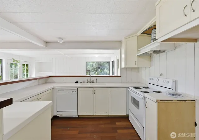 Photo 4 of Sale Pending at 234 NW 2 Crane Ln, Poulsbo, WA 98370 | MLS# NWM2511095 | Listing updated on 2026-09-25
