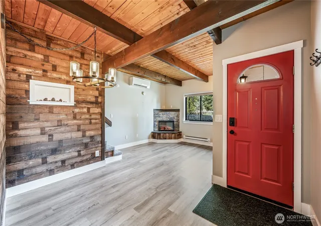 Photo 3 of Single family home for sale at 221 Evans St, Leavenworth, WA 98826 | MLS# NWM2511178 | Listing updated on 2026-10-01