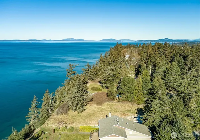 Photo 2 of Land for sale at 2089 W Beach Rd, Oak Harbor, WA 98277 | MLS# NWM2511263 | Listing updated on 2026-09-20