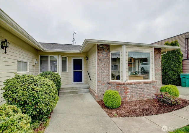 Photo 3 of Single family home for sale at 3805 North Ave W, Anacortes, WA 98221 | MLS# NWM2511309 | Listing updated on 2026-09-21