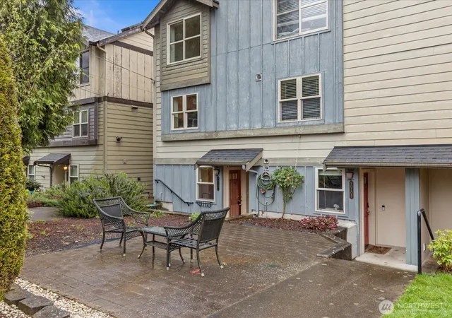 Photo 2 of Townhouse for sale at 9010 18th Avenue Sw #B, Seattle, WA 98106 | MLS# NWM2511371 | Listing updated on 2026-09-21