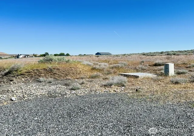 Photo 3 of Land for sale at 5355 NE Mcconihe Rd, Moses Lake, WA 98837 | MLS# NWM2511425 | Listing updated on 2026-09-21