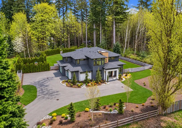 Photo 3 of Single family home for sale at 20300 166th Avenue Ne, Woodinville, WA 98072 | MLS# NWM2511493 | Listing updated on 2026-10-22