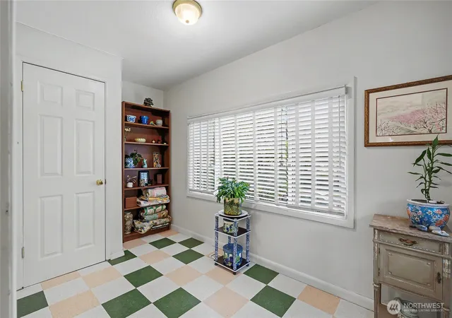 Photo 4 of Multi family home for sale at 612 N Oakes St, Tacoma, WA 98406 | MLS# NWM2511533 | Listing updated on 2026-09-26