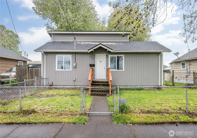 Photo 1 of Sale Pending at 1123 7th Avenue, Longview, WA 98632 | MLS# NWM2511551 | Listing updated on 2026-09-25