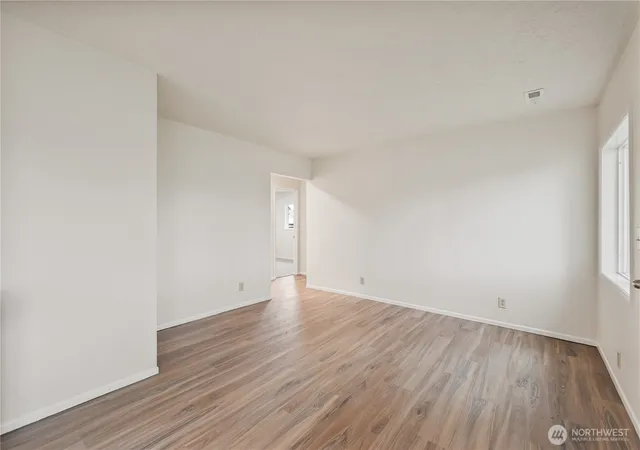 Photo 3 of Sale Pending at 1123 7th Avenue, Longview, WA 98632 | MLS# NWM2511551 | Listing updated on 2026-09-25