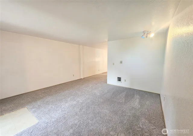 Photo 3 of Sale Pending at 5517 E 99th Street Ct #58, Puyallup, WA 98373 | MLS# NWM2511566 | Listing updated on 2026-09-25