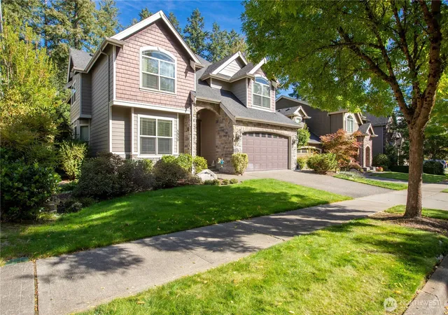 Photo 2 of Single family home for sale at 3930 Cameron Dr Ne, Lacey, WA 98516 | MLS# NWM2511590 | Listing updated on 2026-09-21