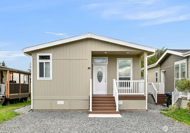 Photo 1 of Manufactured home for sale at 4672 Birch Bay Lynden Rd #86, Blaine, WA 98230 | MLS# NWM2511607 | Listing updated on 2026-09-22