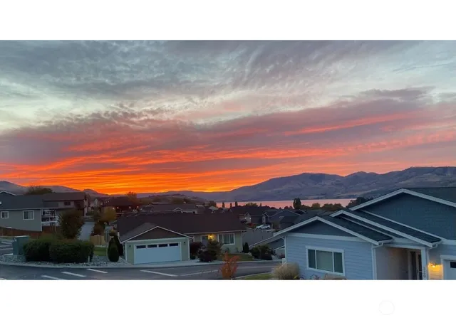 Photo 2 of Single family home for sale at 317 Village Dr, Manson, WA 98831 | MLS# NWM2511824 | Listing updated on 2026-09-22