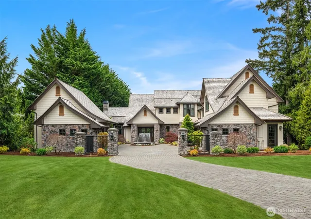 Photo 2 of Sale Pending at 745 250th Lane Ne, Sammamish, WA 98074 | MLS# NWM2511890 | Listing updated on 2026-09-27