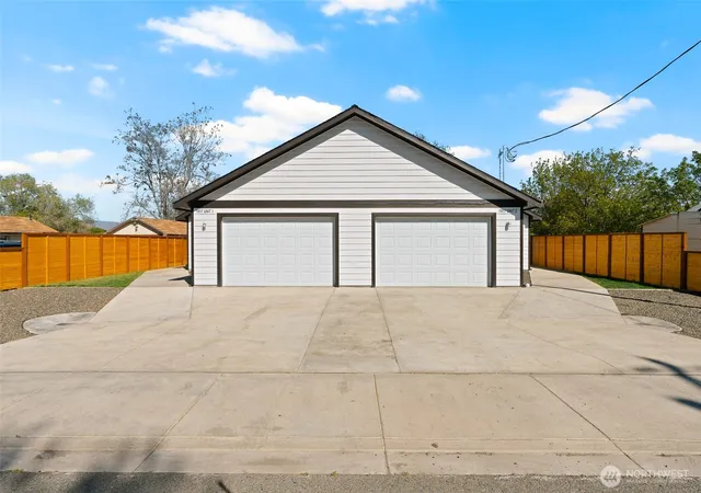 Photo 2 of Multi family home for sale at 1917 Landon Ave #1 & 2, Yakima, WA 98903 | MLS# NWM2511937 | Listing updated on 2026-09-21
