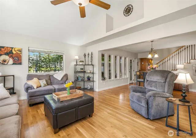 Photo 4 of Single family home for sale at 604 Birch St, Leavenworth, WA 98826 | MLS# NWM2511942 | Listing updated on 2026-09-21