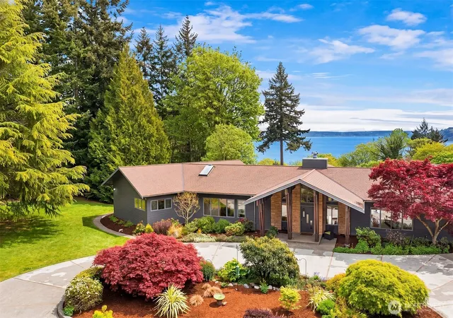 Photo 3 of Single family home for sale at 8425 Sw 216th Street, Vashon, WA 98070 | MLS# NWM2512011 | Listing updated on 2026-09-21