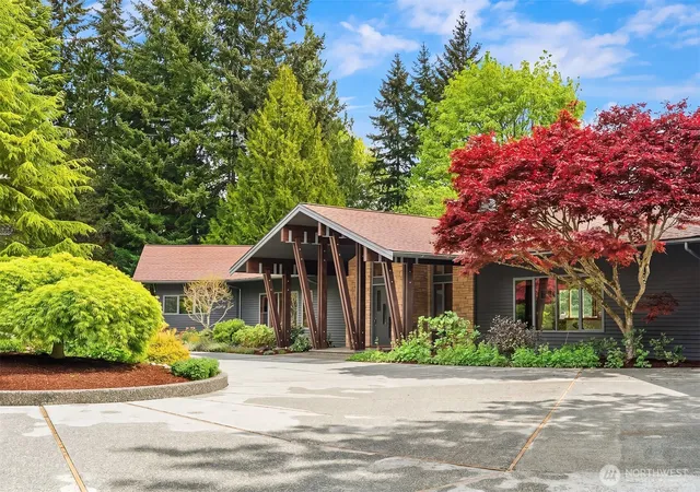 Photo 3 of Single family home for sale at 8425 SW 216th Street, Vashon, WA 98070 | MLS# NWM2512011 | Listing updated on 2026-09-21