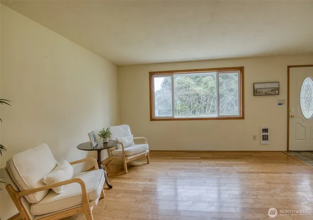 Photo 4 of Single family home for sale at 175 Jib St NW, Ocean Shores, WA 98569 | MLS# NWM2512030 | Listing updated on 2026-09-26