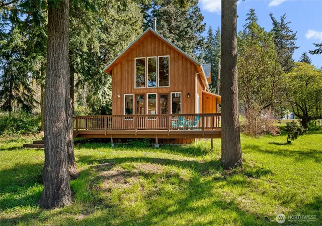 Photo 3 of Single family home for sale at 996 Orchid Rd, Camano Island, WA 98282 | MLS# NWM2512040 | Listing updated on 2026-10-03