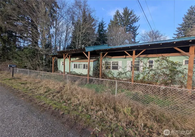 Photo 3 of Manufactured home for sale at 300 Sekiu River Rd, Sekiu, WA 98381 | MLS# NWM2512067 | Listing updated on 2026-09-21