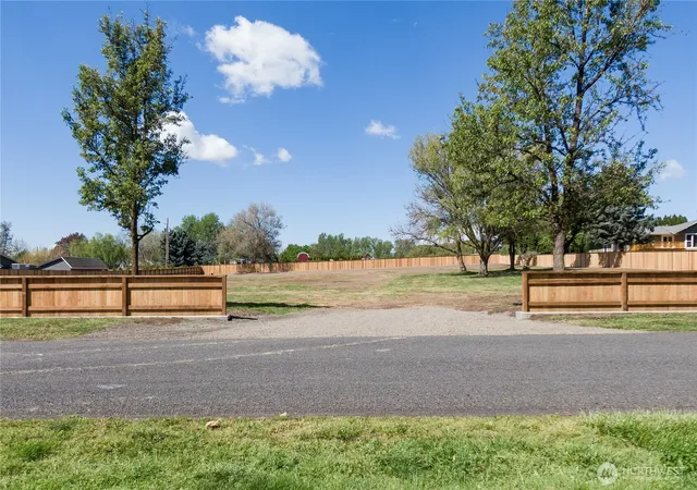 Photo 1 of Land for sale at 0 S Wilbur, Walla Walla, WA 99362 | MLS# NWM2512117 | Listing updated on 2026-09-21
