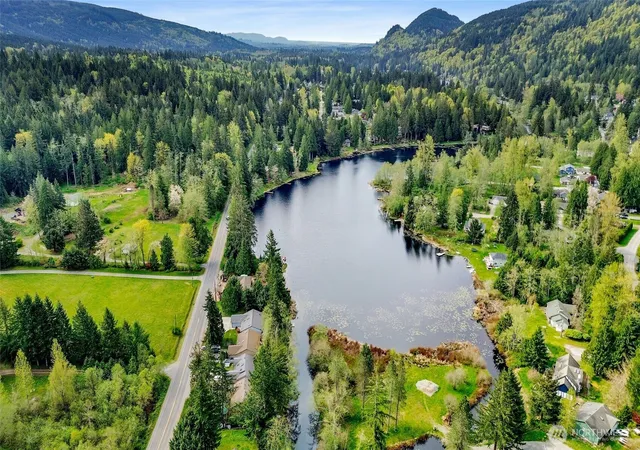Photo 4 of Single family home for sale at 659 Cain Lake Rd, Sedro Woolley, WA 98284 | MLS# NWM2512161 | Listing updated on 2026-09-26