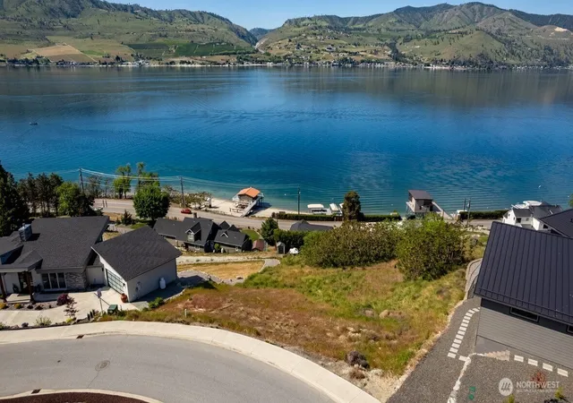 Photo 1 of Land for sale at 209 Apple Ave, Chelan, WA 98816 | MLS# NWM2512228 | Listing updated on 2026-09-20