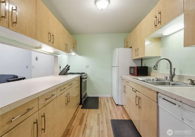 Photo 3 of Condo for sale at 6208 Ne 17th Avenue #J73, Vancouver, WA 98665 | MLS# NWM2512330 | Listing updated on 2026-09-21