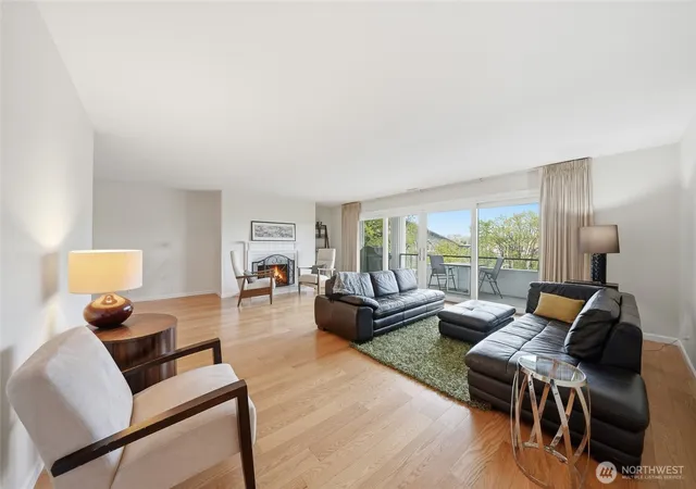 Photo 3 of Condo for sale at 2565 Dexter Ave N #103, Seattle, WA 98109 | MLS# NWM2512343 | Listing updated on 2026-09-21