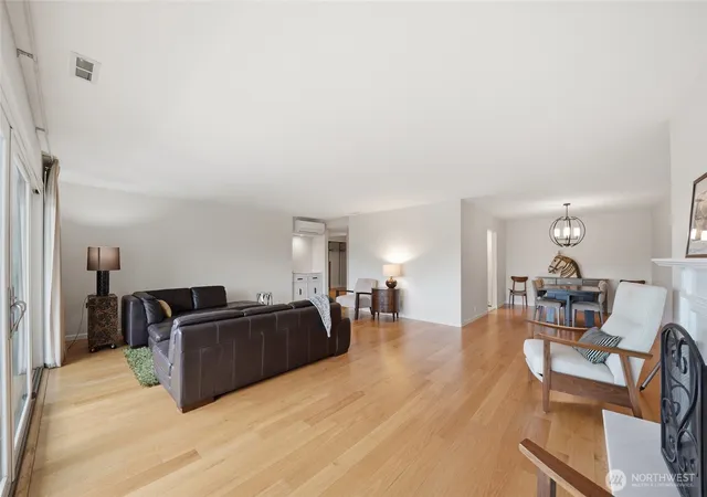 Photo 4 of Condo for sale at 2565 Dexter Ave N #103, Seattle, WA 98109 | MLS# NWM2512343 | Listing updated on 2026-09-21