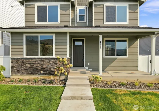 Photo 1 of Sale Pending at 2118 Plumridge Ct, Wenatchee, WA 98801 | MLS# NWM2512367 | Listing updated on 2026-10-06