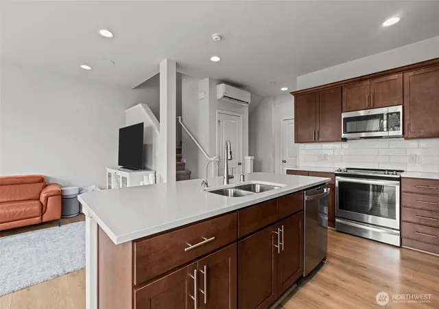 Photo 4 of Townhouse for sale at 8226 S 132nd Street, Seattle, WA 98178 | MLS# NWM2512415 | Listing updated on 2026-09-21